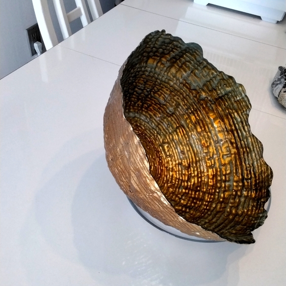 Gold metallic basket glass bowl 10 1/2" across top - Picture 5 of 5